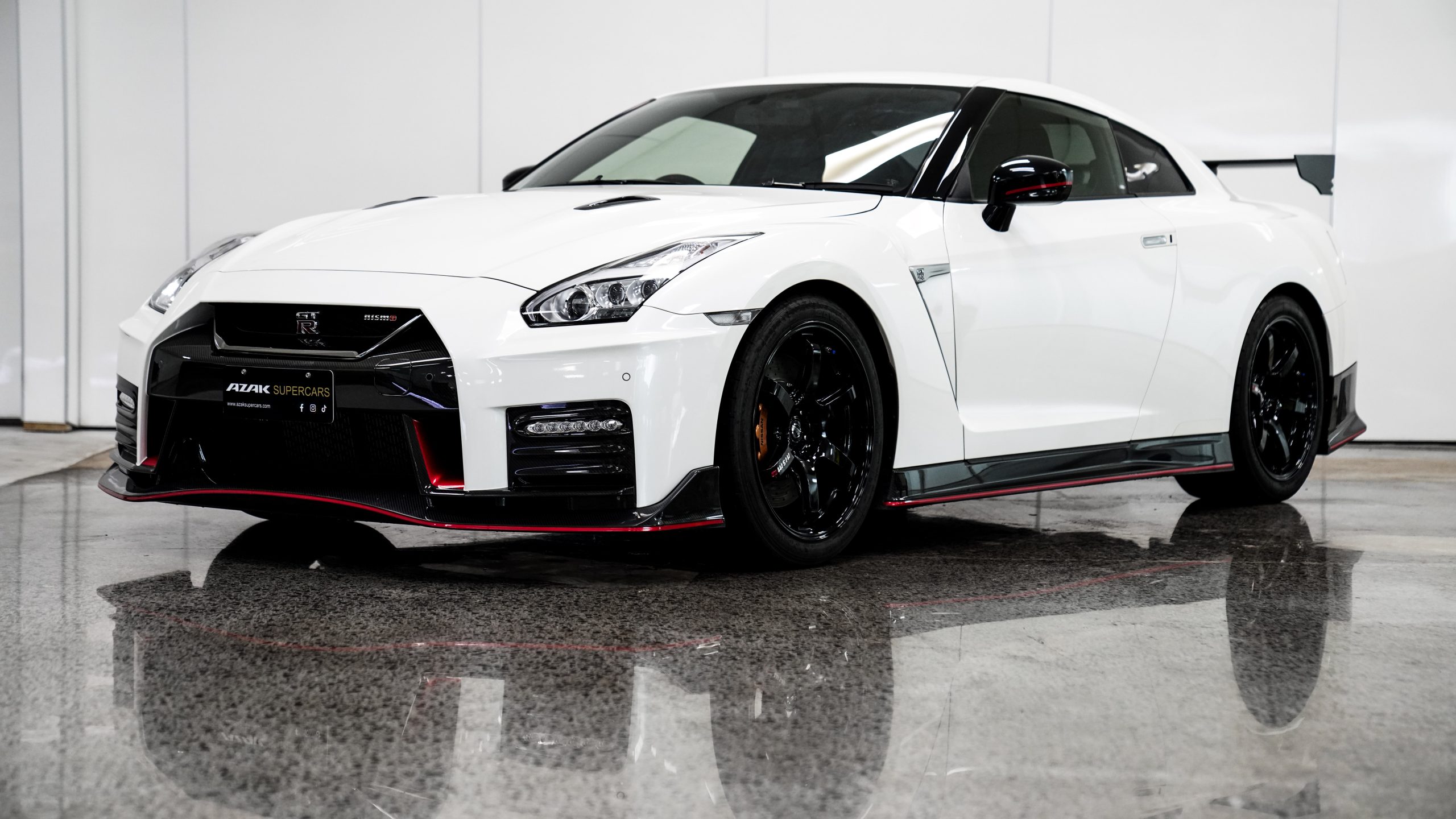 2018 Nissan GTR R35 NISMO Facelift - Azak Supercars